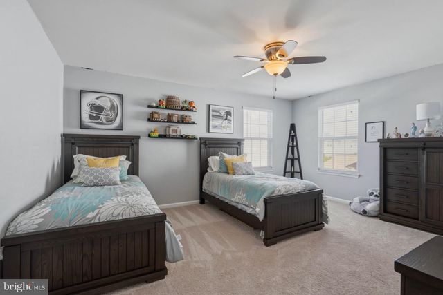 490 DEFRANCESCO CIR, Glassboro, NJ 08028