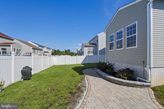 490 DEFRANCESCO CIR, Glassboro, NJ 08028