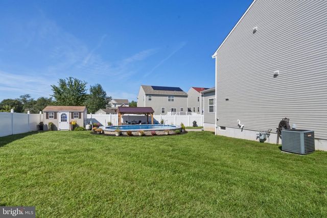 490 DEFRANCESCO CIR, Glassboro, NJ 08028