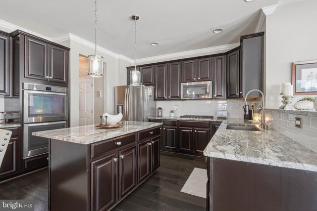 490 DEFRANCESCO CIR, Glassboro, NJ 08028