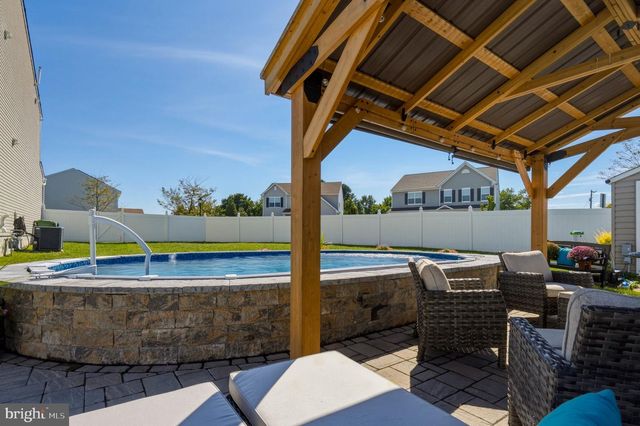 490 DEFRANCESCO CIR, Glassboro, NJ 08028