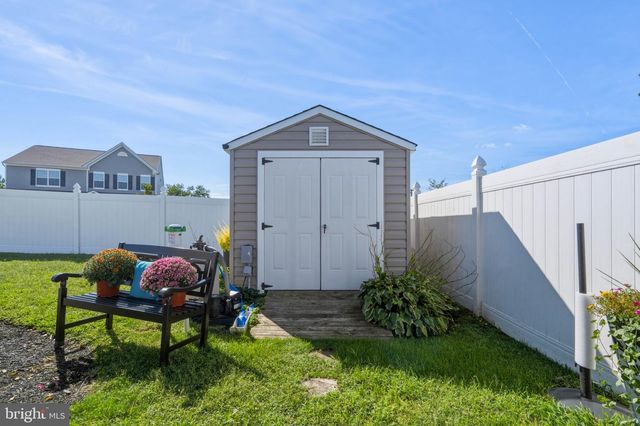 490 DEFRANCESCO CIR, Glassboro, NJ 08028