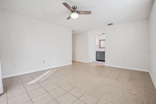 5119 LAZY LAKE CIRCLE, Orlando, FL 32821