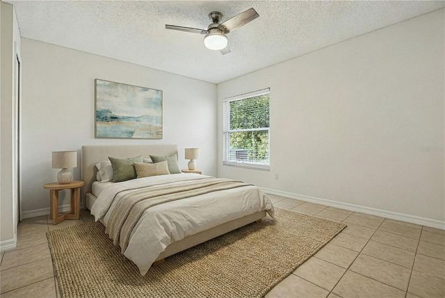 5119 LAZY LAKE CIRCLE, Orlando, FL 32821