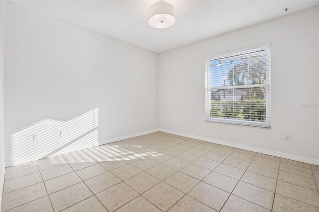 5119 LAZY LAKE CIRCLE, Orlando, FL 32821