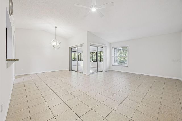 5119 LAZY LAKE CIRCLE, Orlando, FL 32821