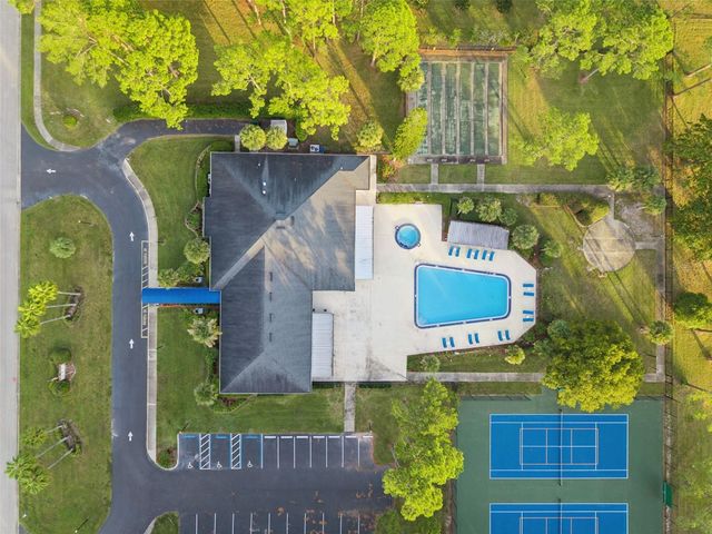 5119 LAZY LAKE CIRCLE, Orlando, FL 32821