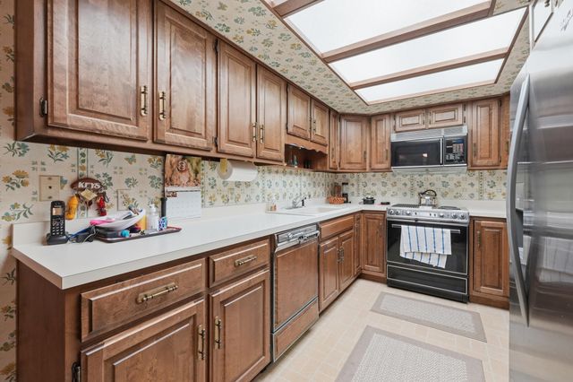 4980 N 300 W Apt 13, Fremont, IN 46737