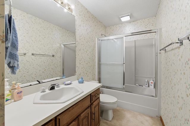 4980 N 300 W Apt 13, Fremont, IN 46737