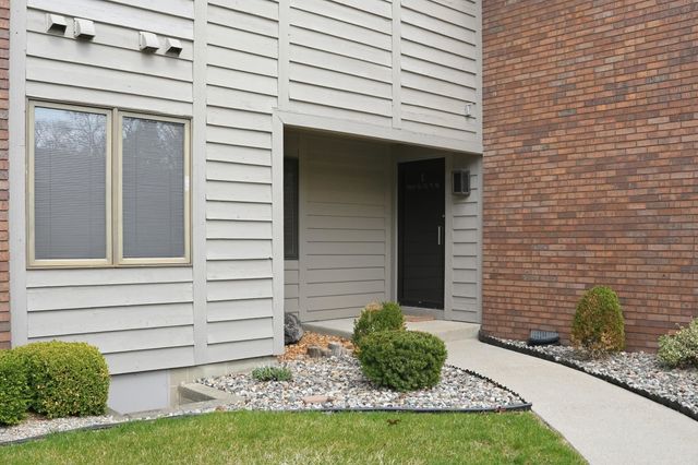 4980 N 300 W Apt 13, Fremont, IN 46737