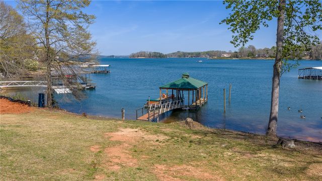 640 Old Salem Road, Seneca, SC 29672