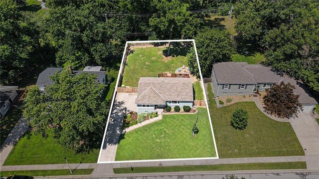 6000 GOODMAN Street, Merriam, KS 66202