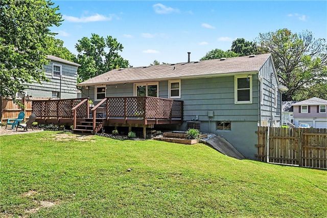 6000 GOODMAN Street, Merriam, KS 66202