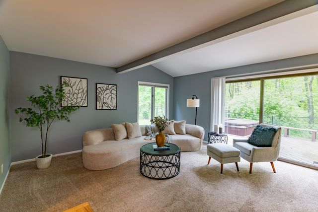 7170 Hawthorn Valley Avenue, Oshtemo Twp, MI 49009
