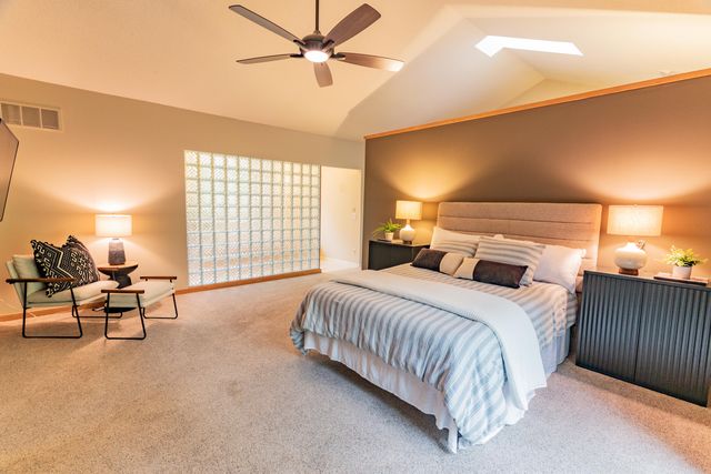 7170 Hawthorn Valley Avenue, Oshtemo Twp, MI 49009