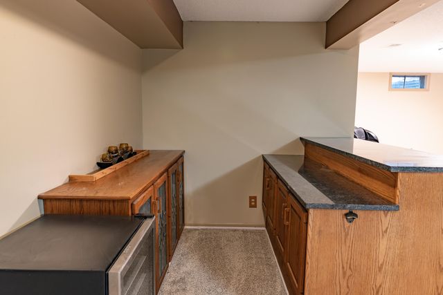 7170 Hawthorn Valley Avenue, Oshtemo Twp, MI 49009