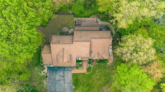 7170 Hawthorn Valley Avenue, Oshtemo Twp, MI 49009