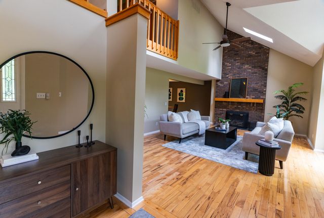 7170 Hawthorn Valley Avenue, Oshtemo Twp, MI 49009