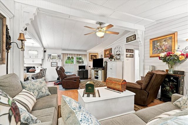 5798 Highway 413, Iva, SC 29655