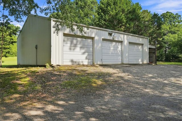 5798 Highway 413, Iva, SC 29655