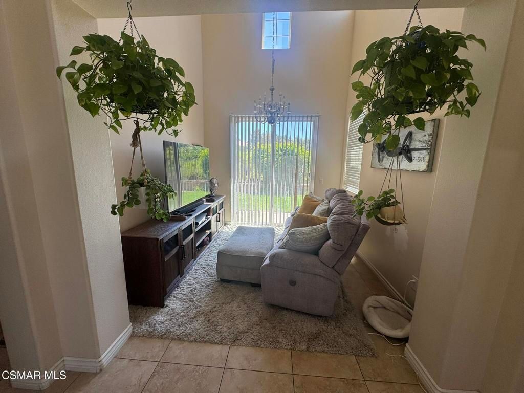 27786 Summer Grove Place, Valencia, CA 91354