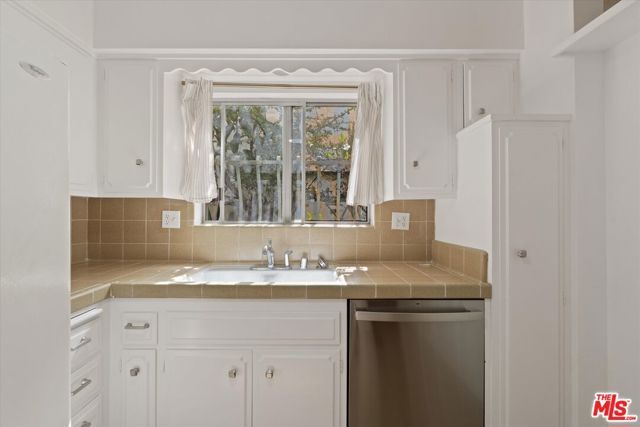 848 15th Street 2, Santa Monica, CA 90403