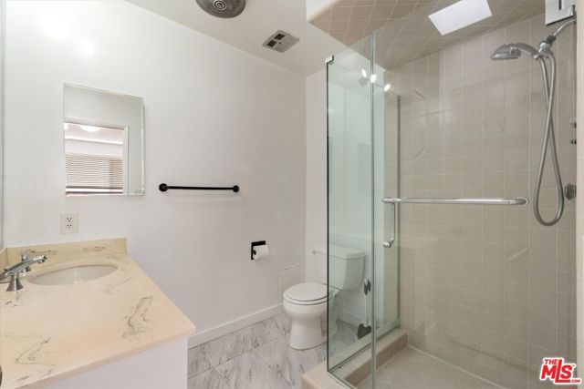 848 15th Street 2, Santa Monica, CA 90403