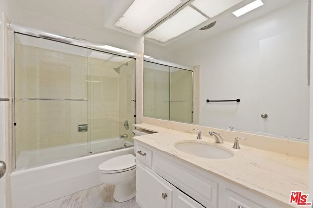 848 15th Street 2, Santa Monica, CA 90403