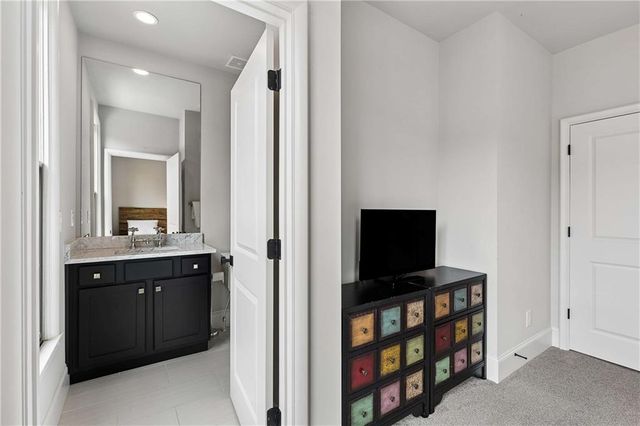 432 E Howard Avenue 23, Decatur, GA 30030