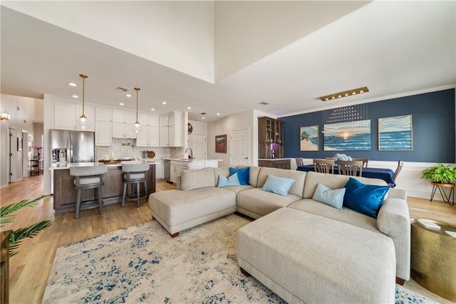 15354 Sabre Dr, Corpus Christi, TX 78418