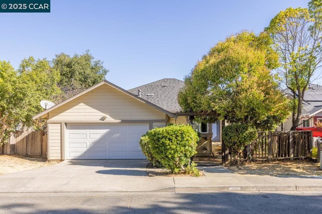 160 Live Oak Ct, Vallejo, CA 94591