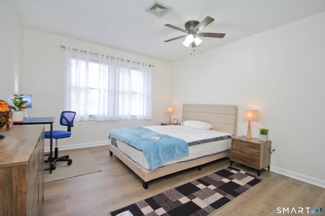 1 Concorde Way B3, Windsor Locks, CT 06096