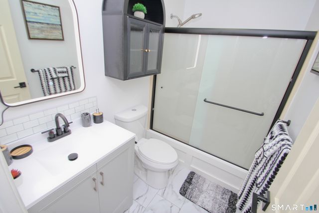 1 Concorde Way B3, Windsor Locks, CT 06096