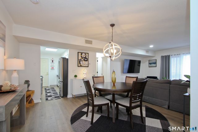 1 Concorde Way B3, Windsor Locks, CT 06096