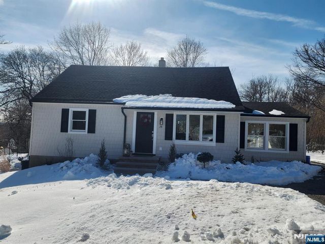 28 School Street, North Haledon, NJ 07508