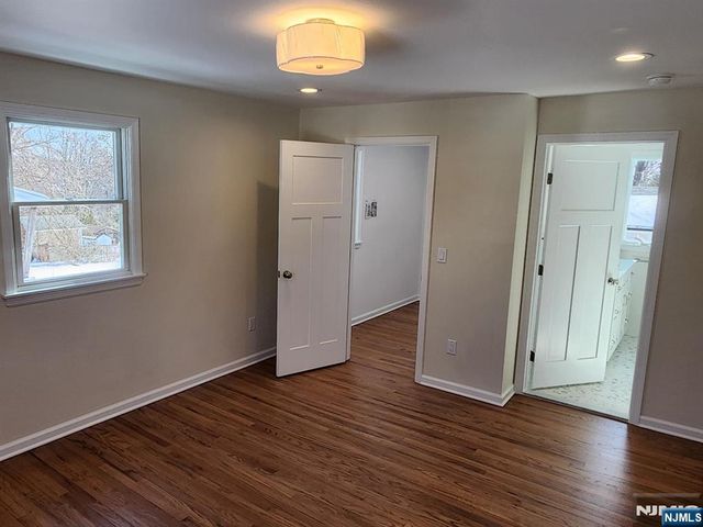 28 School Street, North Haledon, NJ 07508