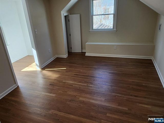 28 School Street, North Haledon, NJ 07508