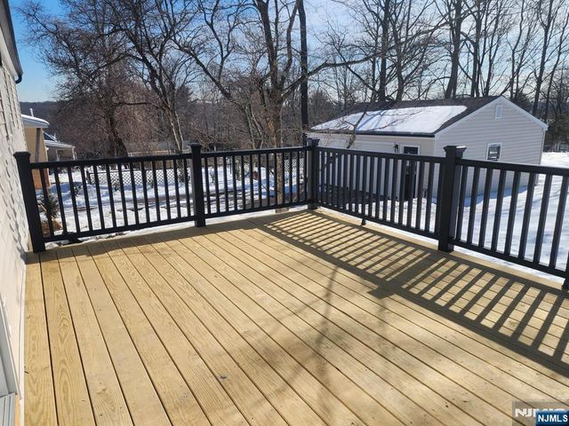 28 School Street, North Haledon, NJ 07508