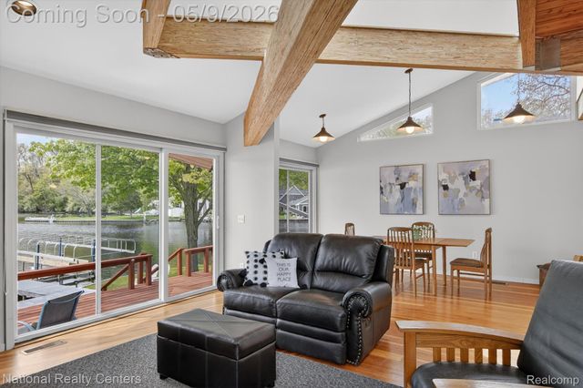 11505 Sunset Boulevard, Putnam Township, MI 48169