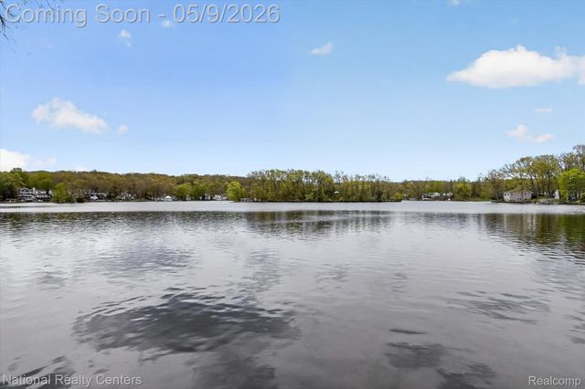 11505 Sunset Boulevard, Putnam Township, MI 48169