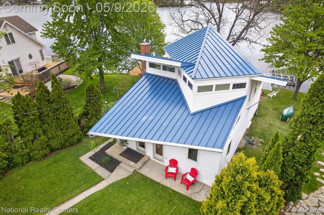 11505 Sunset Boulevard, Putnam Township, MI 48169
