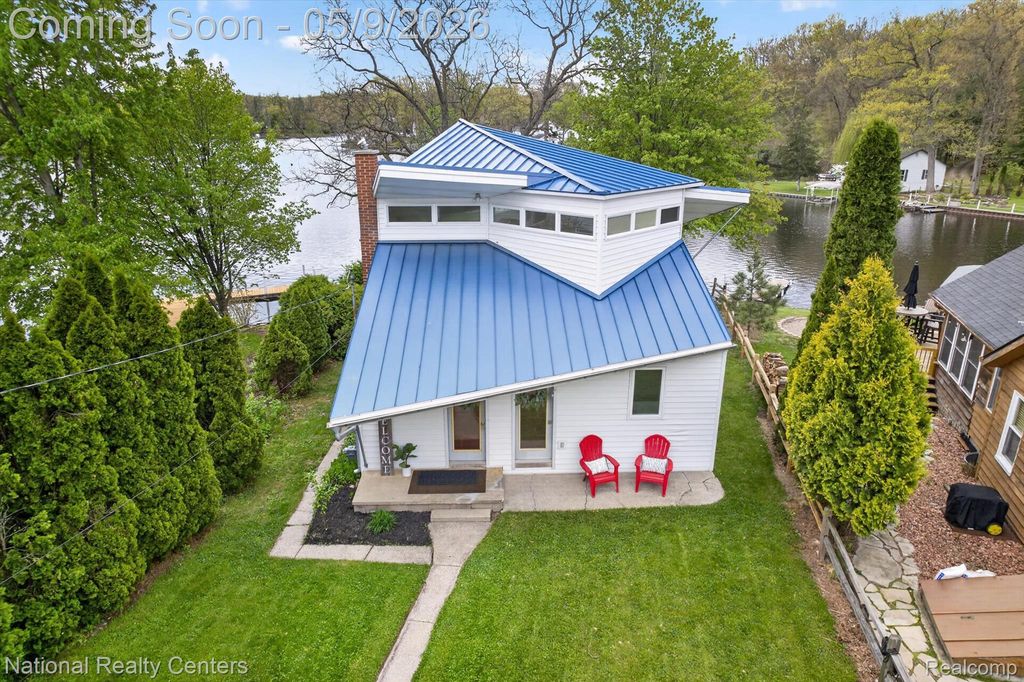 11505 Sunset Boulevard, Putnam Township, MI 48169