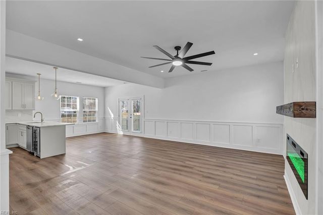 69 W Little Back River RD, Hampton, VA 23669