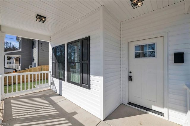 69 W Little Back River RD, Hampton, VA 23669