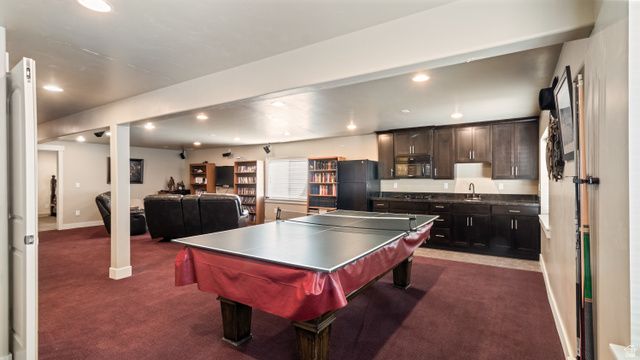 178 E BELLE GLENN CIR, Sandy, UT 84070