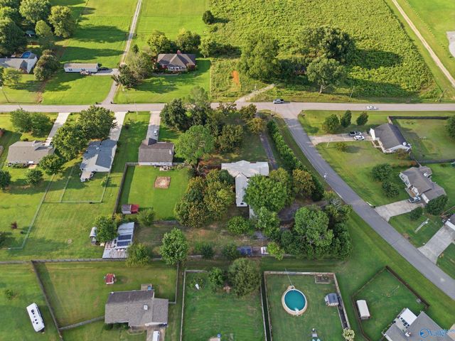 808 Rolan Gooch Road, Toney, AL 35773