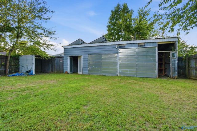 808 Rolan Gooch Road, Toney, AL 35773