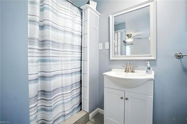 122 Kingsdale RD, Suffolk, VA 23434