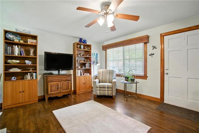 122 Kingsdale RD, Suffolk, VA 23434