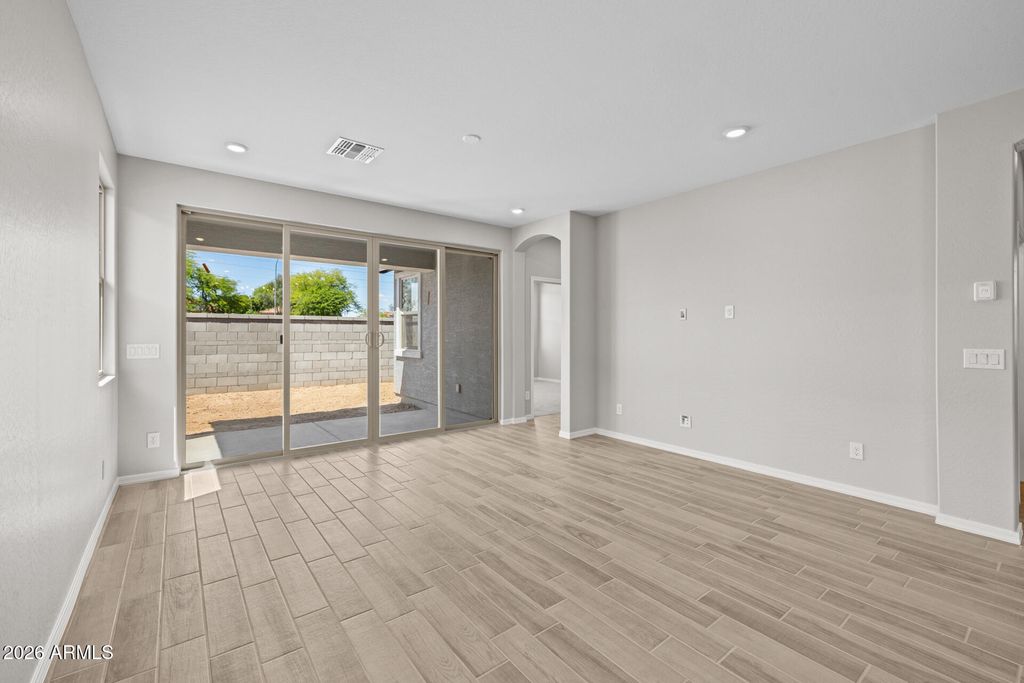15784 W GEORGIA Drive W, Surprise, AZ 85379 — photo 2